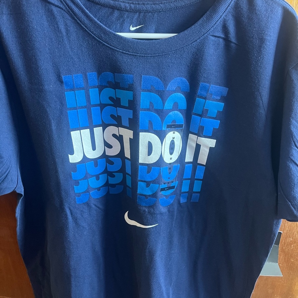 BRAND NEW nike just do it shirt